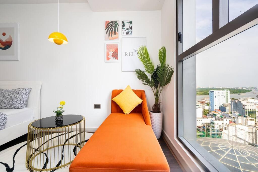 Stylist Studio-saigon Royal-hana Apart-1601 * TP. Hồ Chí Minh