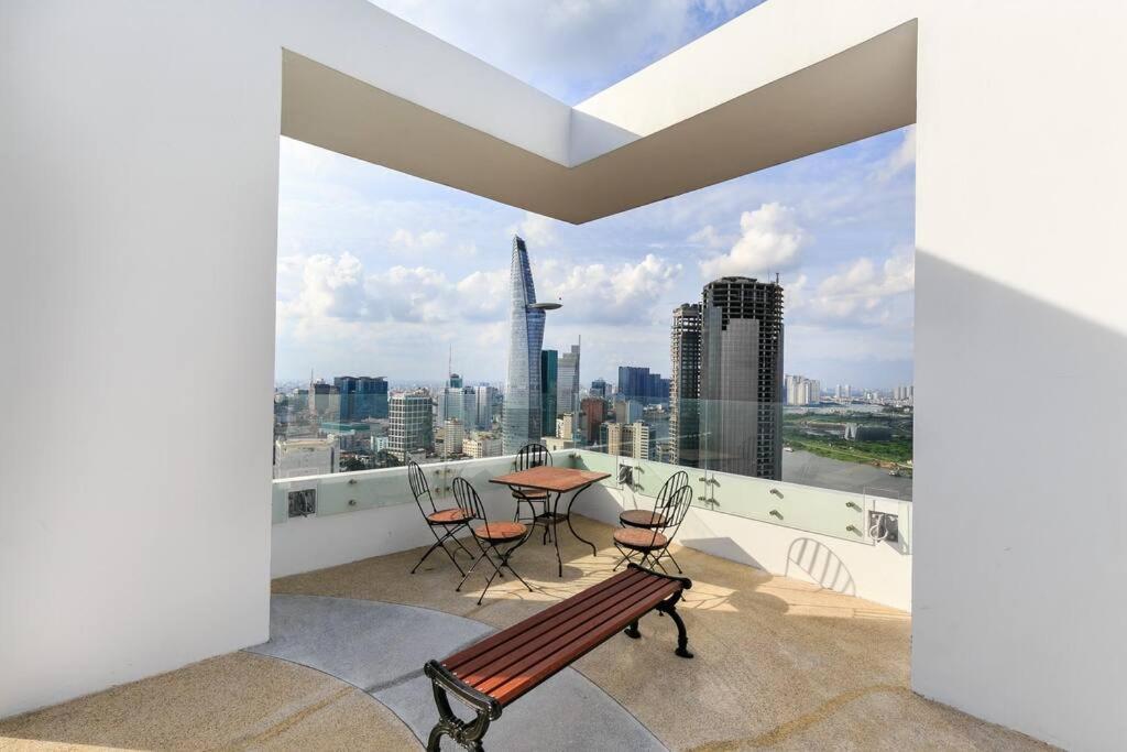 Stylist Studio-saigon Royal-hana Apart-1601 * TP. Hồ Chí Minh